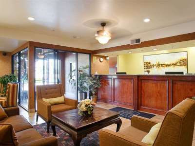 Western Inn&suites Exeter
